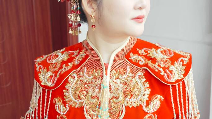 中式秀禾服新娘子衣服