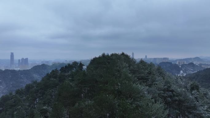 黔春立交桥雪景