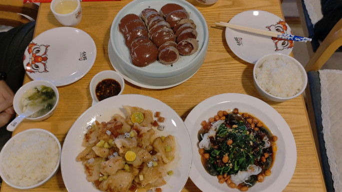 东北特色餐馆