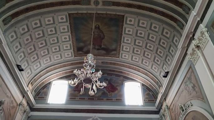 Vinchiaturo -圣贝纳迪诺教堂的内部视图