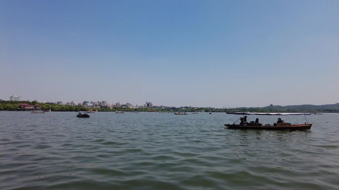 杭州西湖游船划水