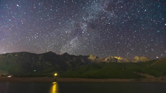 云南丽江龙女湖玉龙雪山星空延时