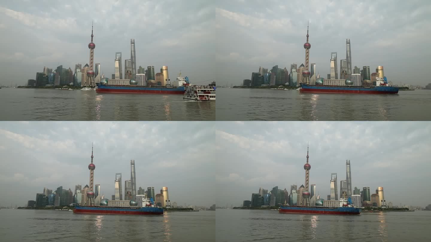 上海 浦东 明珠塔 江面上的轮船