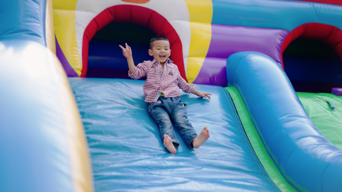 小朋友滑滑梯 气垫滑梯 充气城堡