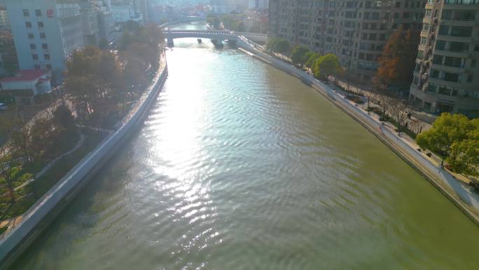 上海外滩乍浦路桥苏州河游船风景视频素材