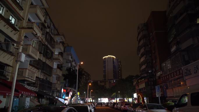 飞机 经过 楼顶 飞机 低飞 夜景