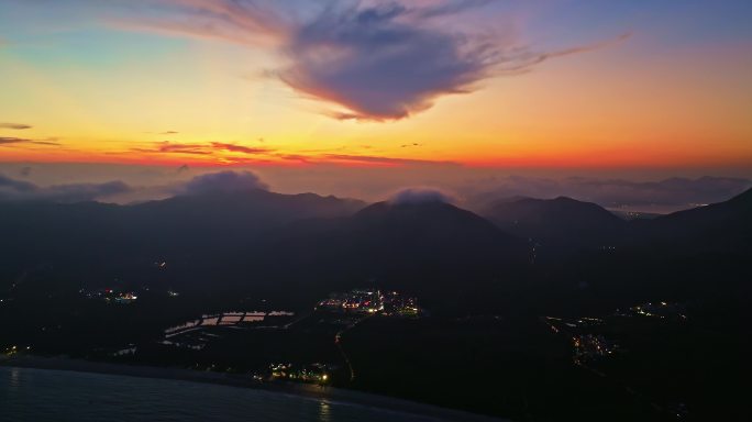 深圳西涌日落晚霞火烧云航拍