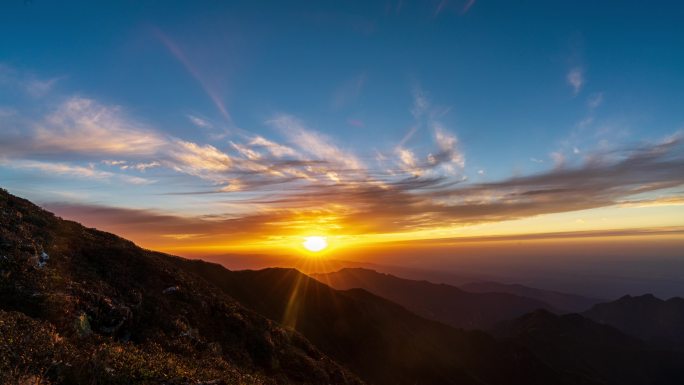 秦岭太白山小文公庙火烧云日落延时