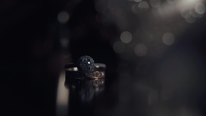 戒指钻石爱情信物