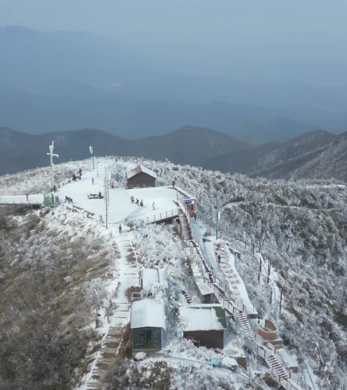 杭州鸬鸟山冰雪世界大师镜头竖屏航拍