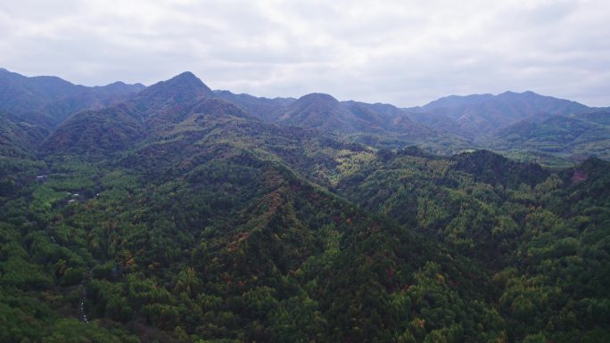 甘肃 航拍 麦积山 高速公路 麦积山石窟