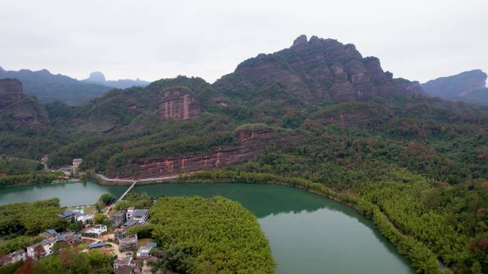 韶关丹霞山地质奇观红色的石头丹霞地貌航拍