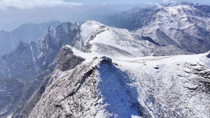 秦岭雪山4k