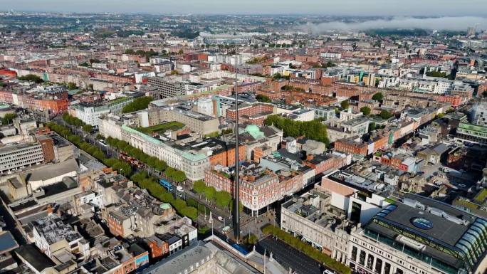 都柏林市中心的都柏林尖塔鸟瞰图，爱尔兰奥康奈尔街的都柏林尖塔鸟瞰图