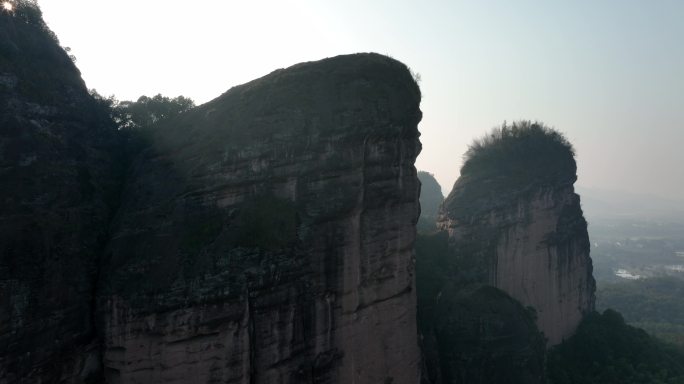 航拍江西鹰潭龙虎山 多景别变换