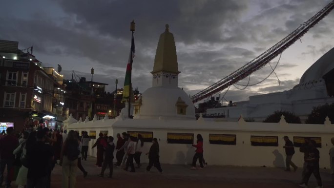 尼泊尔佛塔的祈祷旗