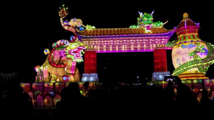 台湾，台北，热闹，元宵佳节，香龙仙瑞，花灯