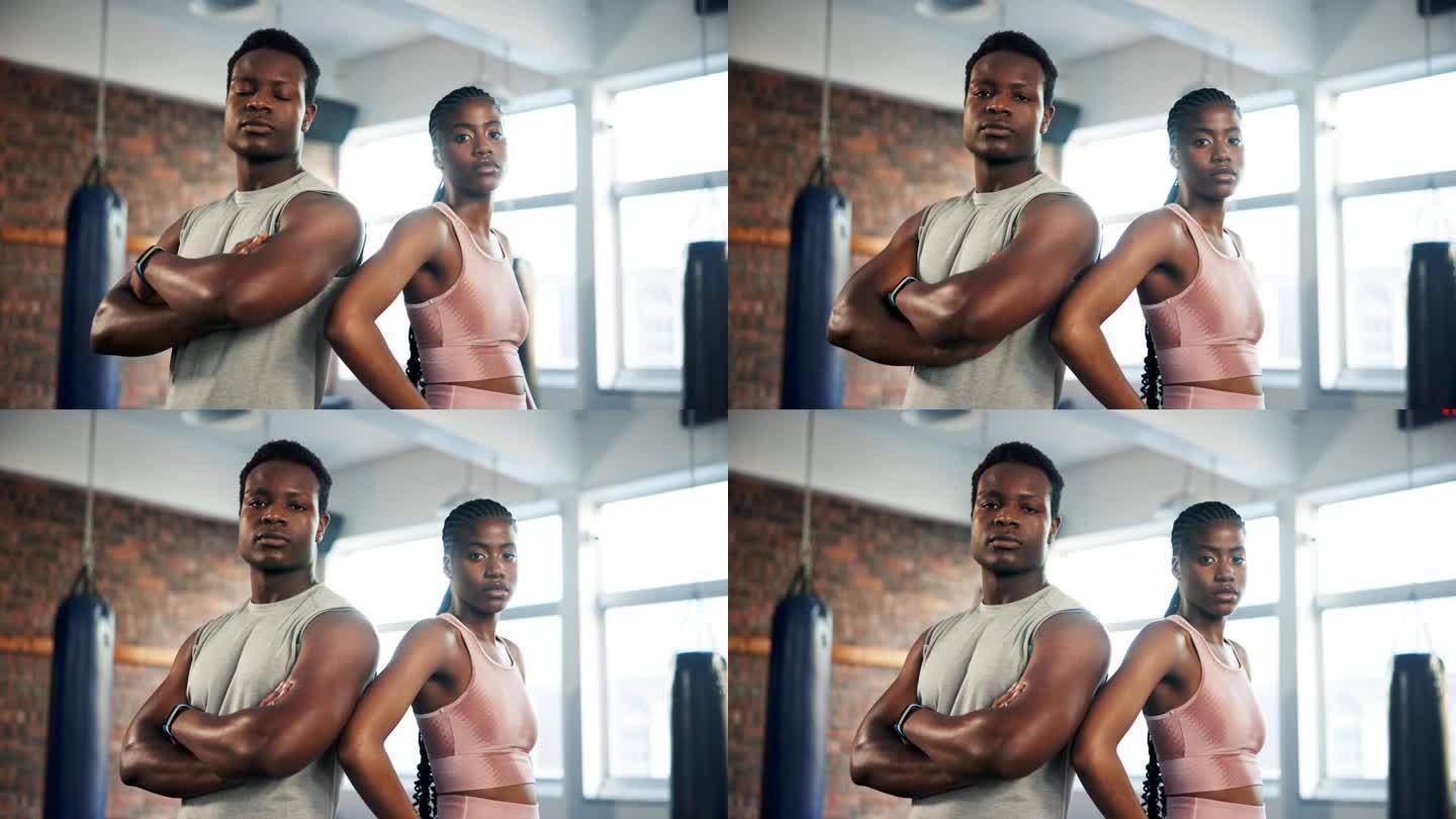健身房，自信而认真的黑人进行锻炼，训练或搭档锻炼，挑战或团队合作。肖像，运动员队伍和非洲健美运动员的