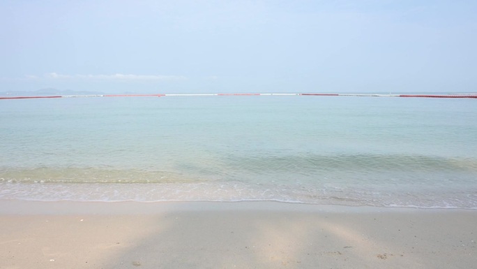 海滩景观与水波，自然背景在夏季