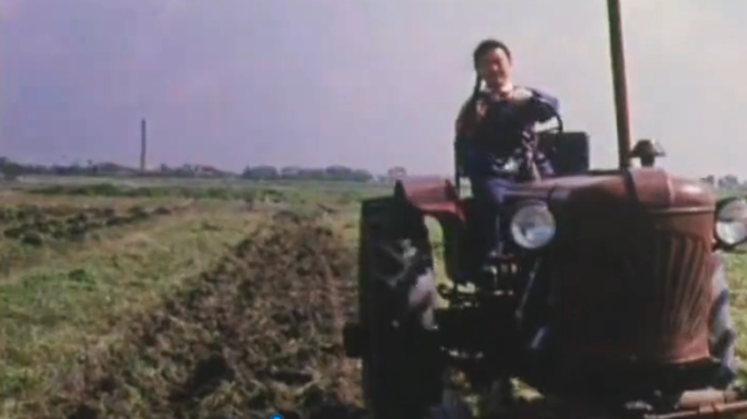 70年代 小麦农业生产 女拖拉机手