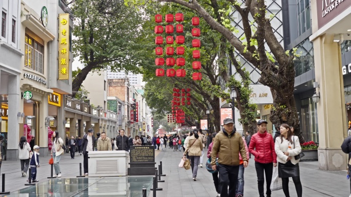 4K实拍，羊城广州北京路步行街逛街的市民