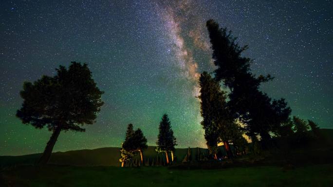 新疆伊犁那拉提星空