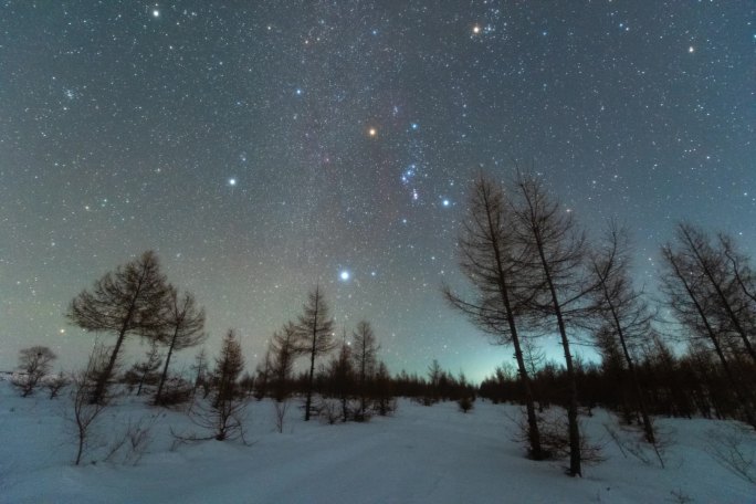 意境拉满的星空延时摄影