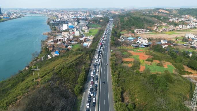 高速公路堵车，春节春运国庆节交通拥堵