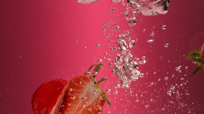 水果 气泡 草莓入水慢动作高清实拍
