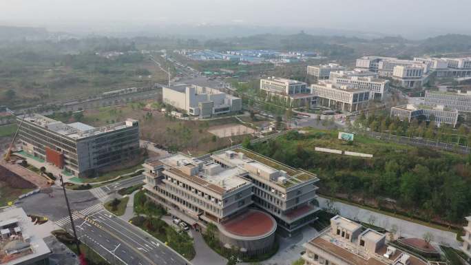 重庆明月湖航拍 建设中的办公科技园区