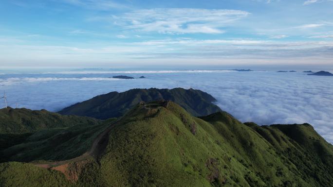 4K日出云海风电场航拍大山森林