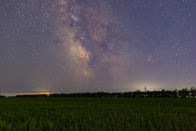 夏季水稻田星空延时