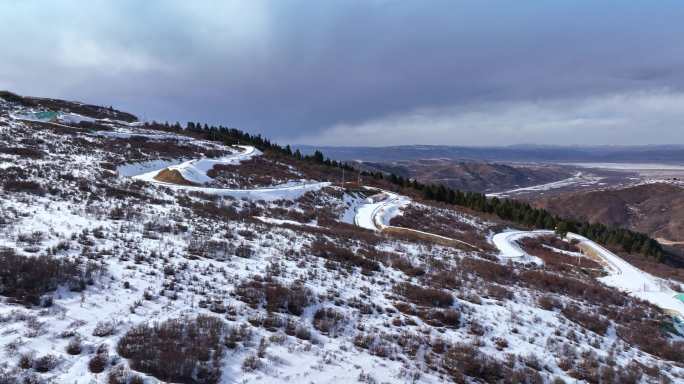 5k高原雪山乡村路城乡路大雪封路航拍