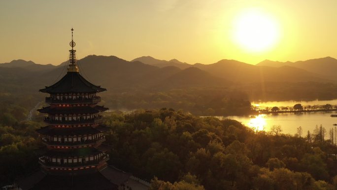 雷峰塔 西湖夕阳西下