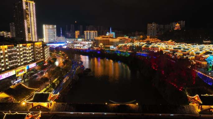 铜仁兴市桥上升带入古城夜景