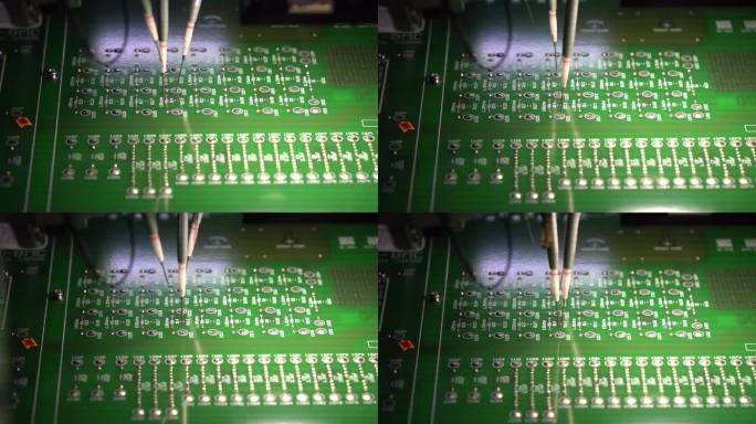 PCB板检测过程采用高速自动机器人系统。