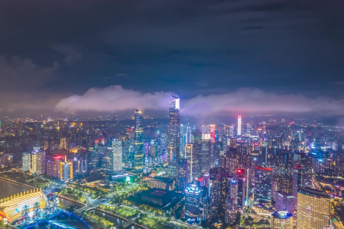 雨后广州塔夜景