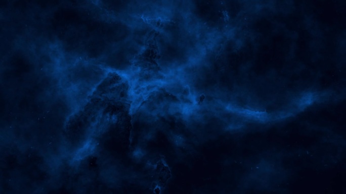 抽象深蓝色云烟在深蓝色的背景缓慢移动。动态烟，云的冷雾在黑色的背景。4K深蓝色浮光，有雾、烟、云流动