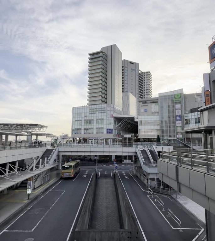 都市日常生活一瞥:街道与行人