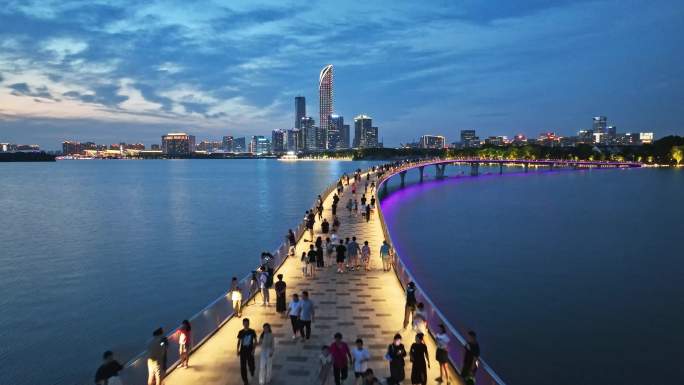 苏州金鸡湖晚霞夜景