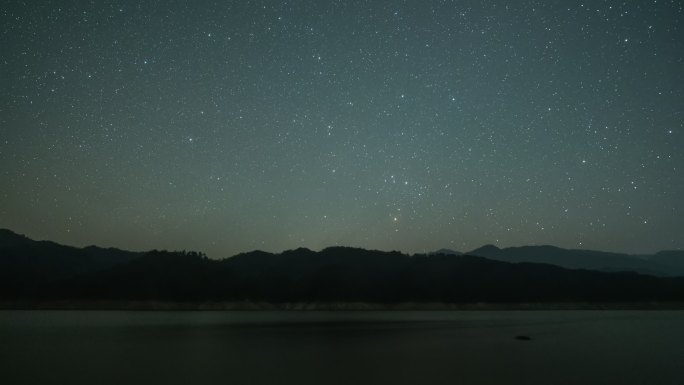 唯美大气震撼水库夏季银河升起转日出延时