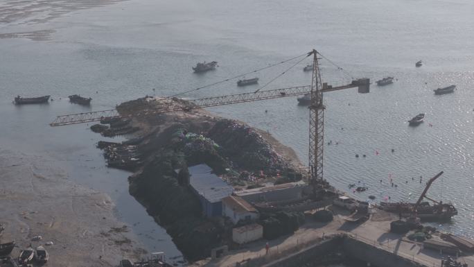 航拍俯瞰威海双岛湾海洋渔业养殖码头