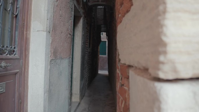威尼斯通道:窄巷之谜。意大利