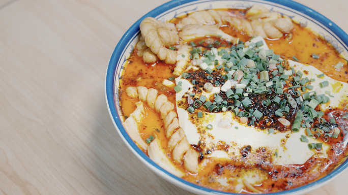 宝鸡凤翔早餐美食豆花泡馍