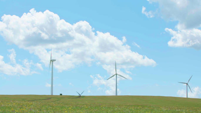 草原风车 风力发电 蓝天白云绿草清洁能源