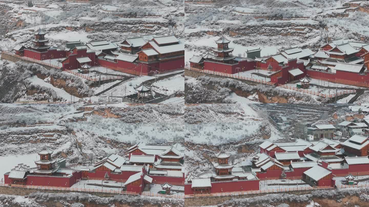 松潘雪后古城老建筑的景象