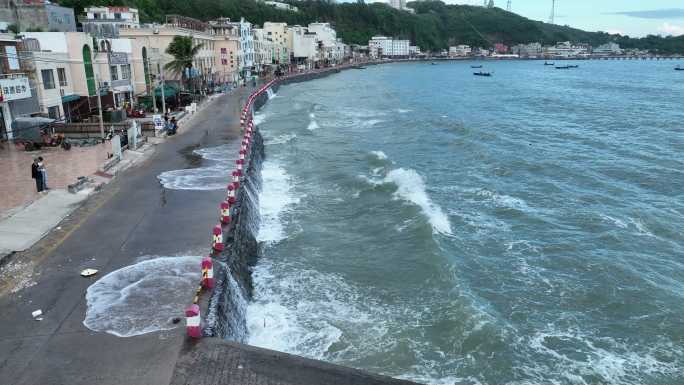 涠洲岛南湾西南浪