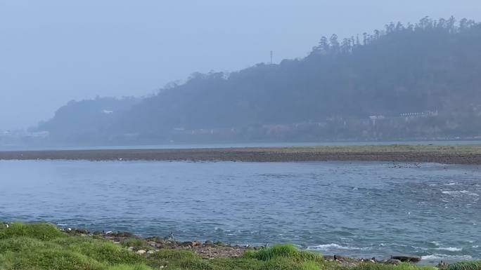 岷江流水