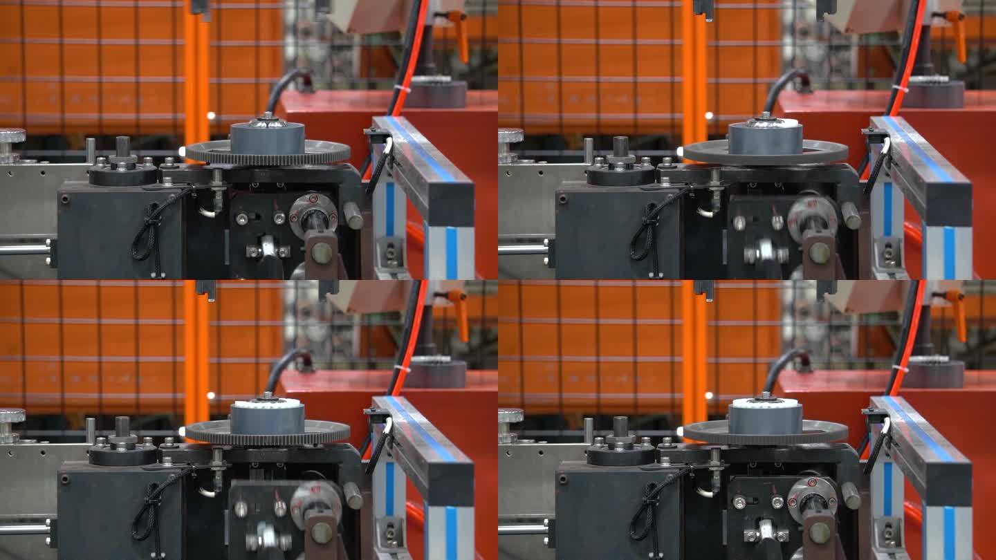在工厂环境中自动装配电机线圈的机器人