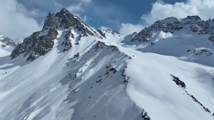 班禅沟天山峡谷